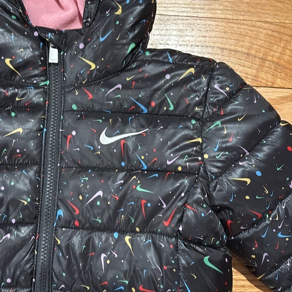 brand new girls nike jacket - Picture 2 of 5